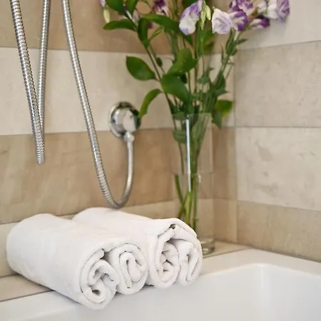 Casa Bertagni Bed & Breakfast *
